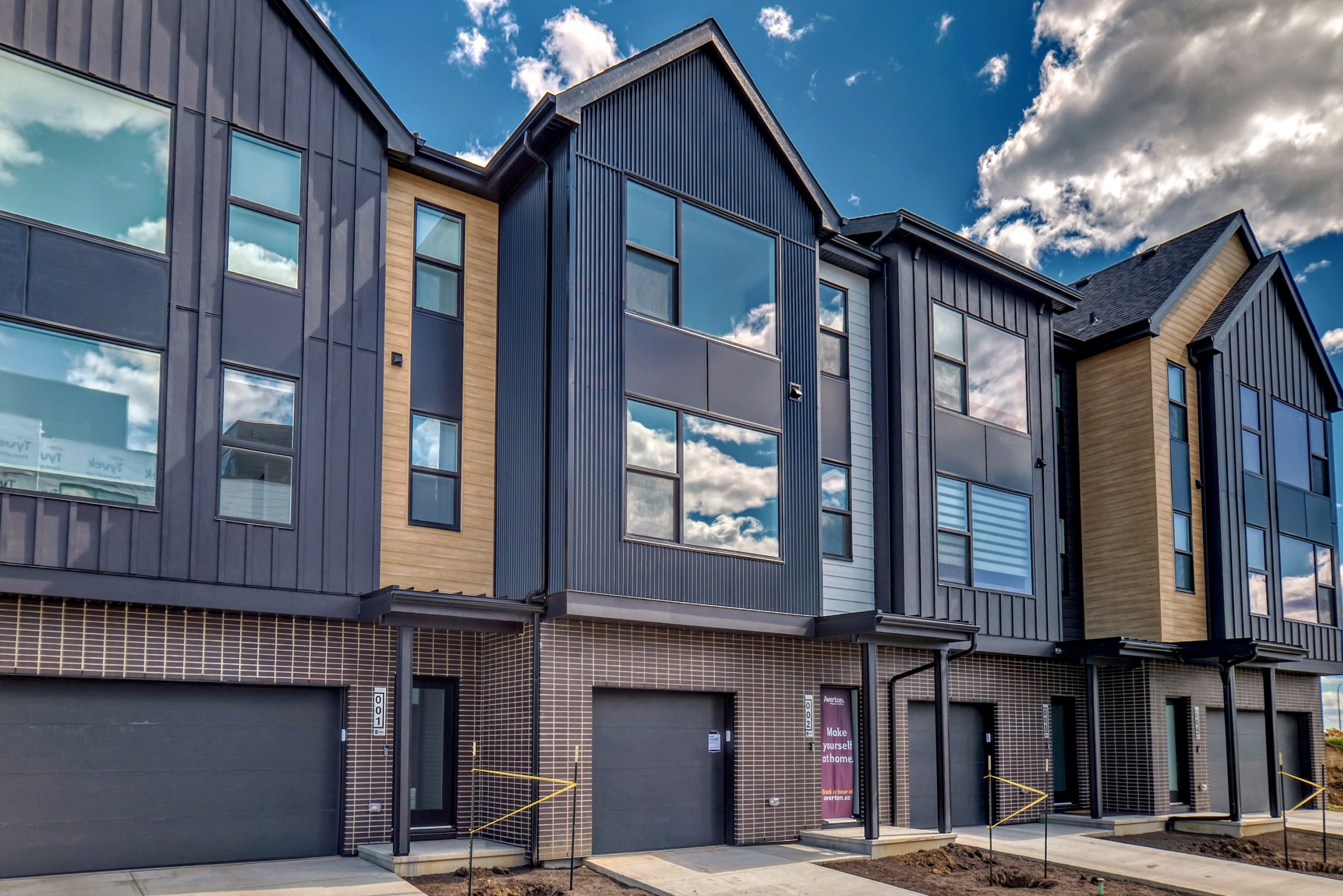 2-5 Rondeau Dr., St. Albert